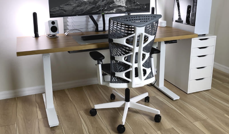 メッシュゲーミングチェアのアイキャッチ